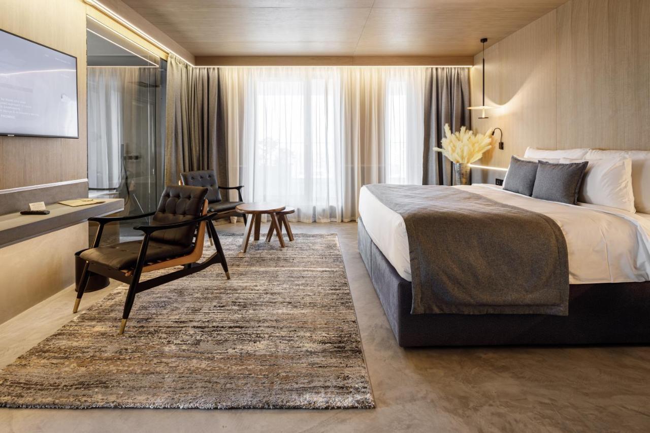 Qosmo Brasov Hotel 外观 照片